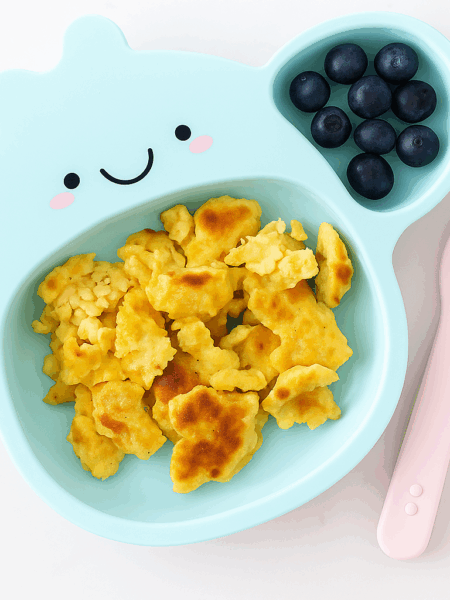A kid-friendly has of eggs and bread, known as matzo brei, makes for the perfect infant and toddler breakfast.